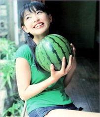 东北网红吃瓜事件真相揭秘,揭秘背后真相与争议